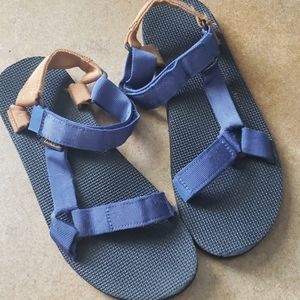 Teva sandal original blue color size 10